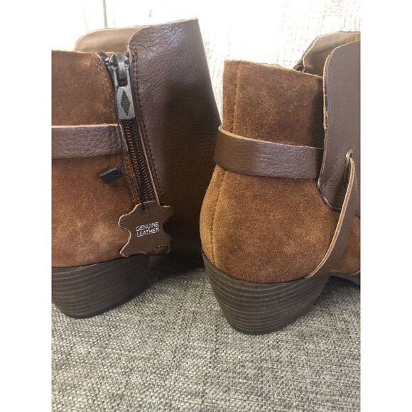 Womens American Rag Ashly Cognac Brown Leather Booties Size 6 1/2 - Picture 6 of 7